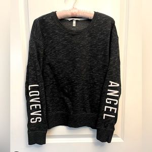 VS Black Pullover Sweatshirt